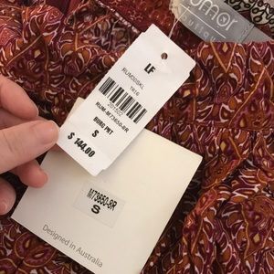 💜 2/$20 
NWT LF shorts with maxi shirt dust cover